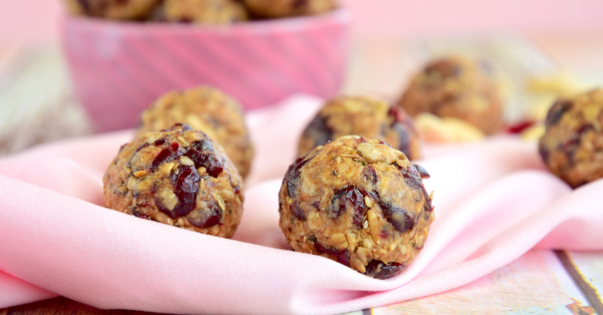 Bolitas de avena y arándano