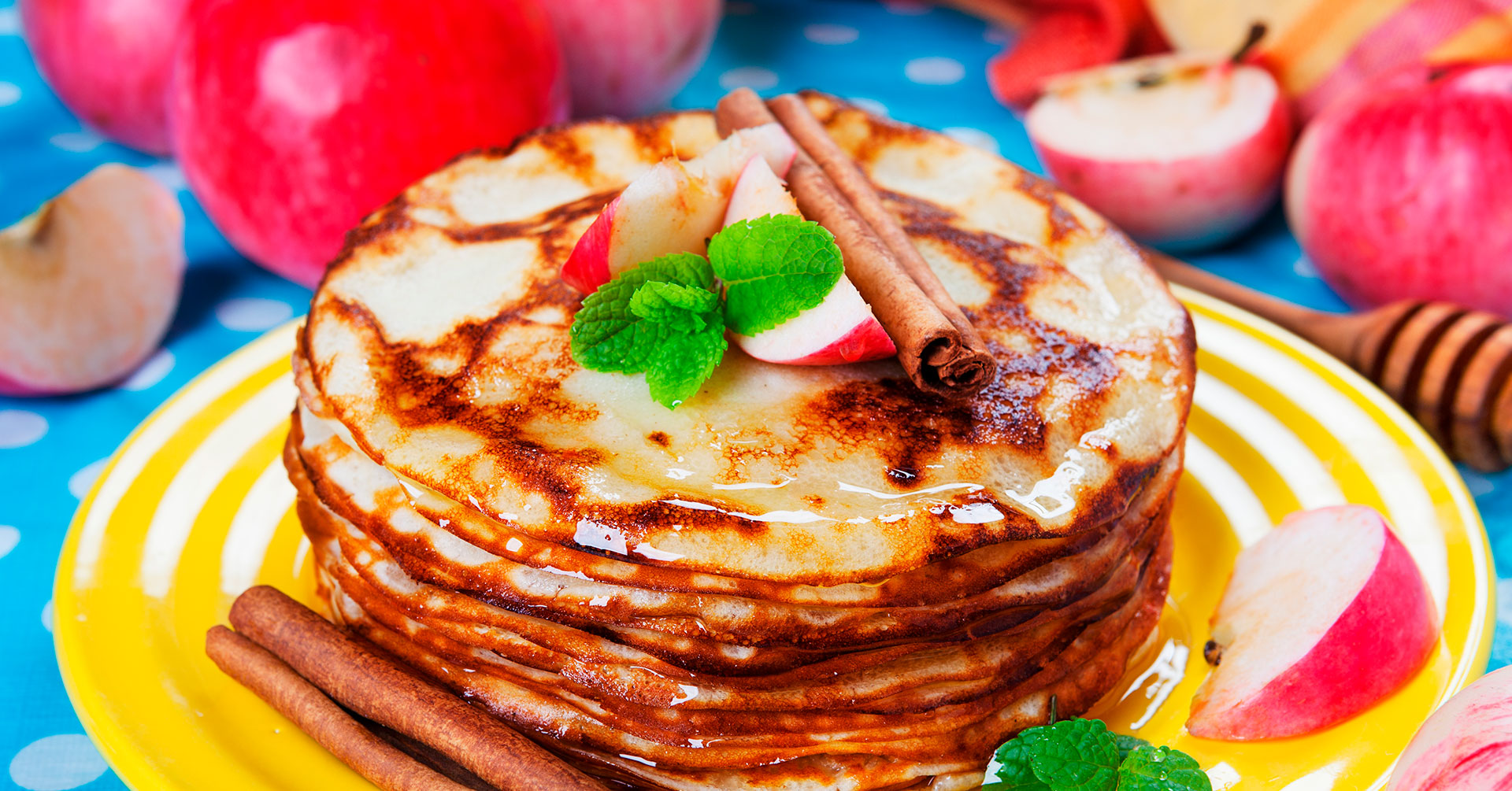 Hot cakes de avena y canela