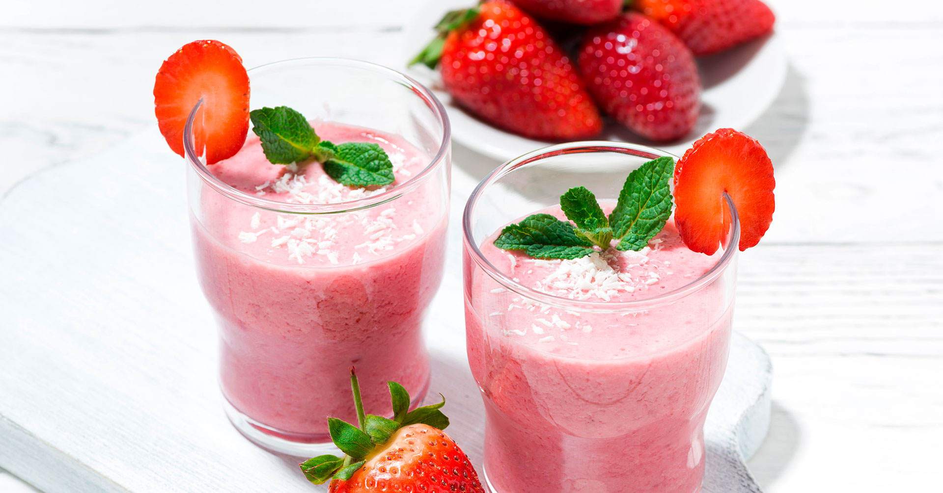 Malteada de fresa con avena, ¡refrescante y deliciosa!